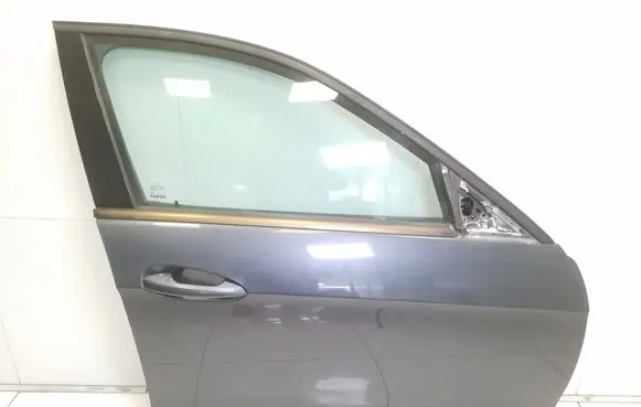 Mercedes-Benz E W212 Front door