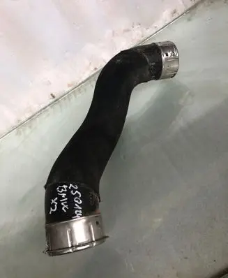 BMW X2 U10 Intercooler hose/pipe 13718471881