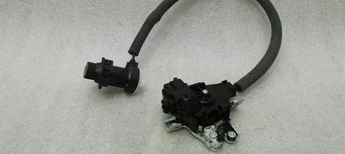 Mercedes-Benz E W213 Tailgate boot lock/latch motor A2047500485