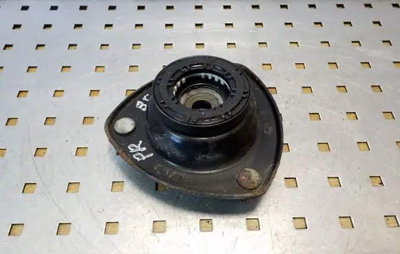 Suzuki Grand Vitara II Front upper strut mount 