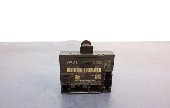 Audi A8 S8 D4 4H Parking PDC control unit/module 4H0959792G