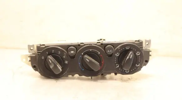 Ford Focus Interior fan control switch 