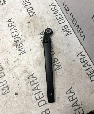 Volkswagen Scirocco Rear wiper blade arm 1K8955707A