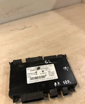 Mercedes-Benz GL X164 Seat control module A2118704926