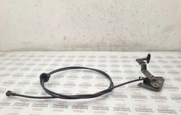 Audi A6 S6 C5 4B Engine bonnet/hood lock release cable 8D0823591A