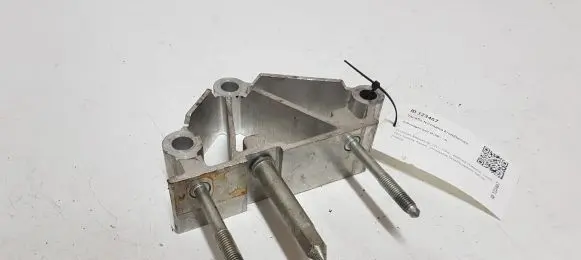 Volkswagen Golf VI Engine mounting bracket 1K1857021D