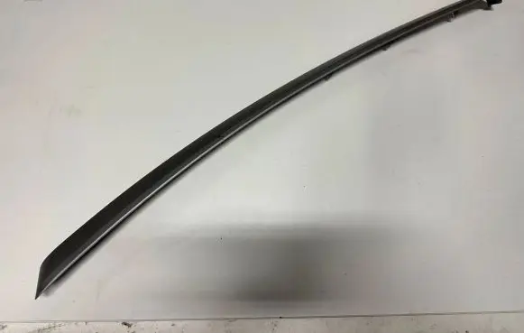 BMW 3 E90 E91 Dashboard glove box trim 7121474