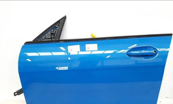 BMW 2 F44 Front door