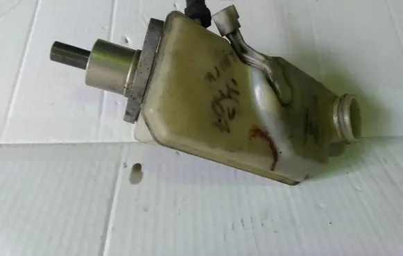Ford Focus Master brake cylinder 03350891041 03350891031