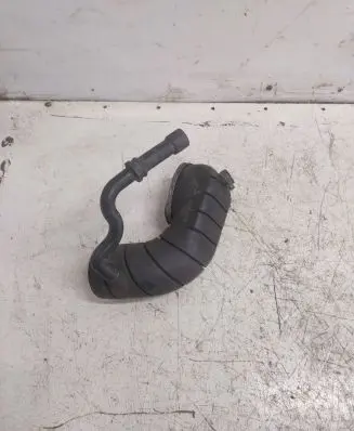 Audi A6 S6 C4 4A Air intake hose/pipe 048129626D PX0416331