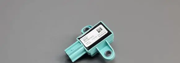 Audi A4 S4 B8 8K Airbag deployment crash/impact sensor 8K0955557C 5WK4380902