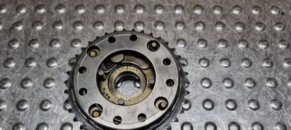 BMW 5 F10 F11 Camshaft pulley/ VANOS 7583818