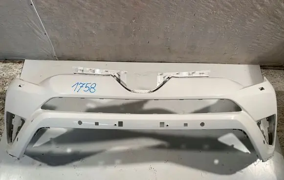Toyota RAV 4 (XA40) Front bumper 5211942A40