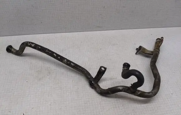 Mazda 323 F Engine coolant pipe/hose