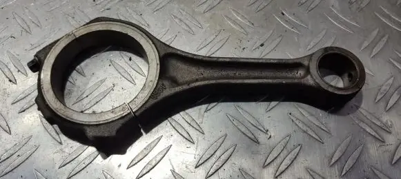 Audi A6 S6 C5 4B Connecting rod/conrod 