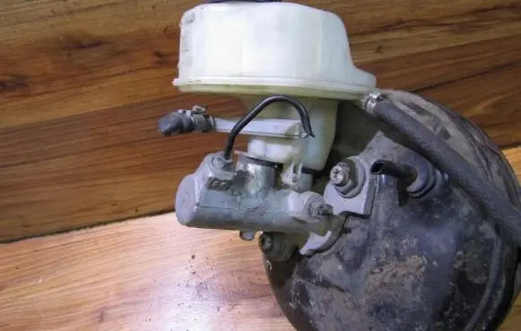 Opel Vectra C Master brake cylinder
