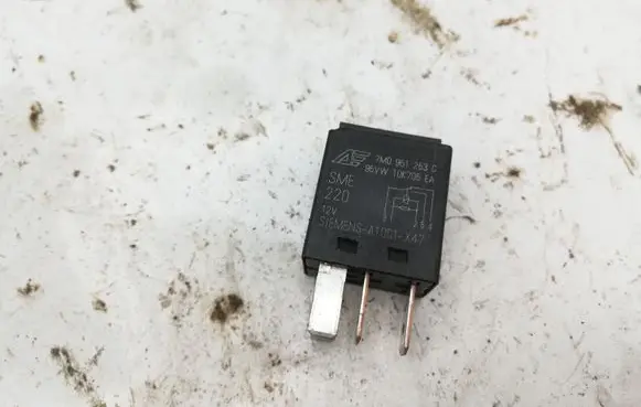 Seat Alhambra (Mk1) Other relay 7M0951253