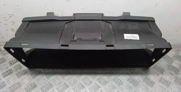 Radiator trim