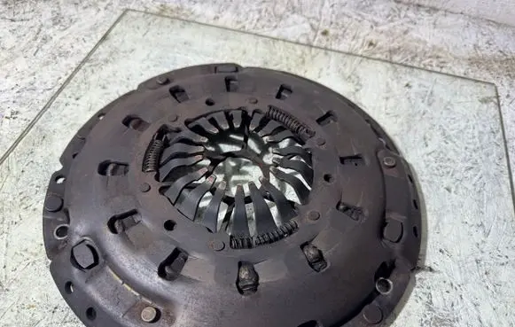Volvo S60 Pressure plate 