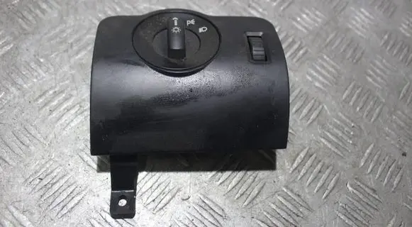 Ford Mustang V Light switch AE5T13D061