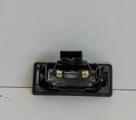 Volkswagen PASSAT B6 Number plate light 8T0943021