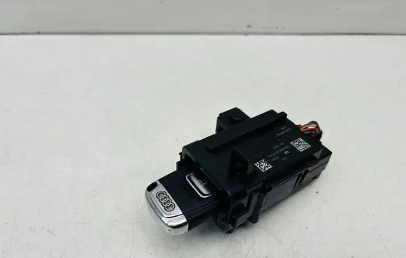 Audi A4 S4 B8 8K Ignition lock 8K0909131