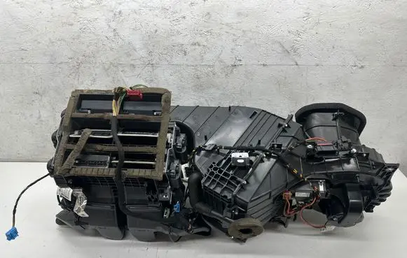 Audi Q7 4L Interior heater climate box assembly 7H1819095 7L0819096 2HH819096