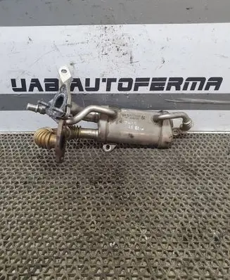 Nissan Juke I F15 EGR valve cooler 147350364R 33480798A