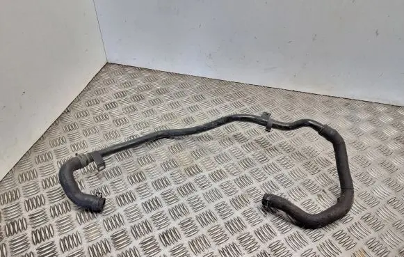 Volkswagen PASSAT B7 Engine coolant pipe/hose 1k0121070br