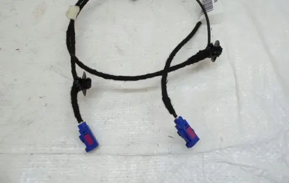 Peugeot Partner Other wiring loom 9825250480