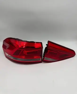 Volkswagen Touran III Rear/tail lights 5TA945095D 5TA945093D LP300
