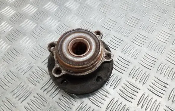 Skoda Superb B6 (3T) Front wheel bearing hub 