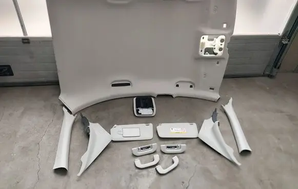 Mercedes-Benz C W206 Headlining 