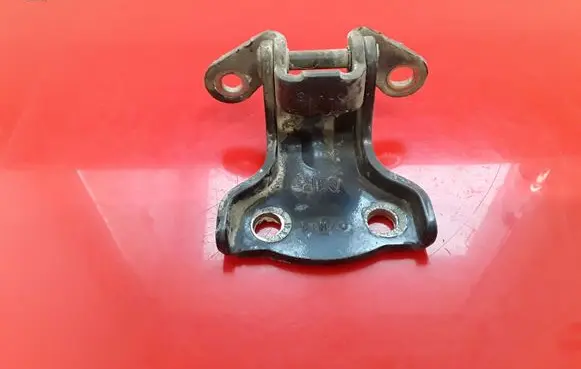 Chevrolet Captiva Rear door lower hinge 07H04 C1R