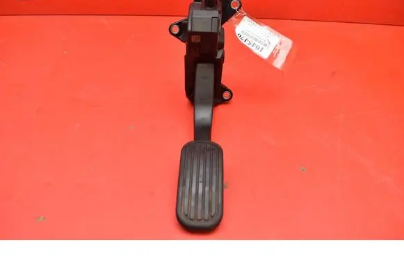 Toyota C-HR I Accelerator throttle pedal 78110-F4022