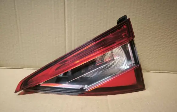 Skoda Superb B8 (3V) Tailgate rear/tail lights 3V9945308C