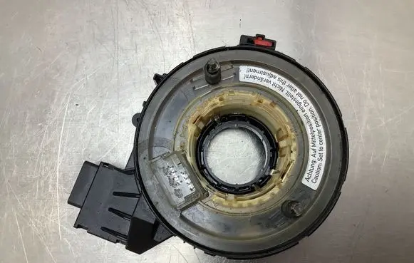 Audi A3 S3 8P Airbag slip ring squib (SRS ring) 1K0959653