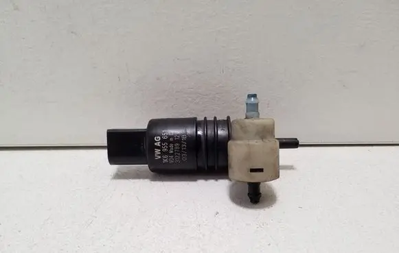 Porsche Cayenne (92A) Windscreen/windshield washer pump 1K6955651