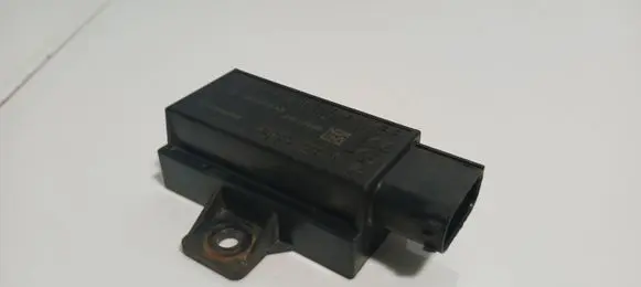 Chrysler 300 - 300C Tire pressure sensor 04602504AB