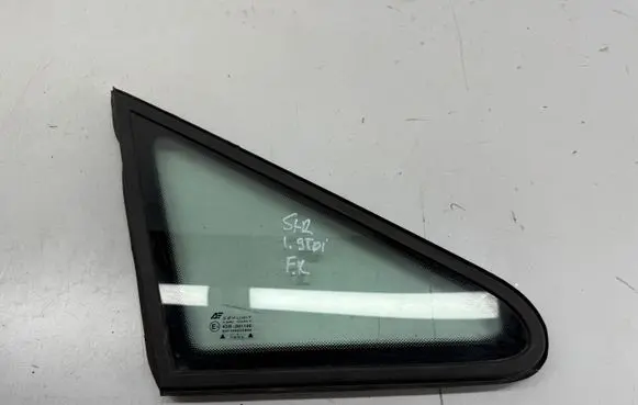 Volkswagen Sharan Front triangle window/glass 43R001100