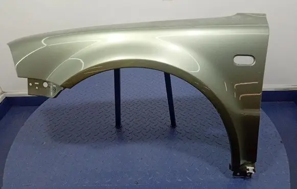 Volkswagen PASSAT B5.5 Fender 