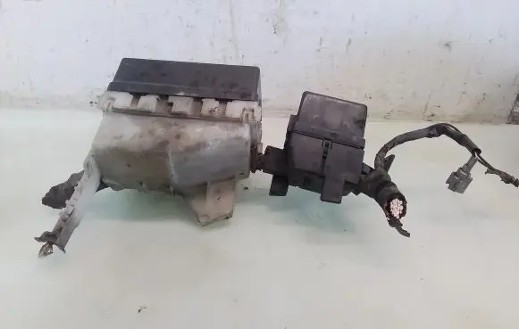 Nissan X-Trail T30 Fuse box set
