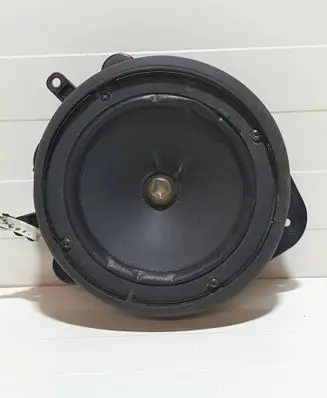Audi A3 S3 8P Front door speaker 217220 355221
