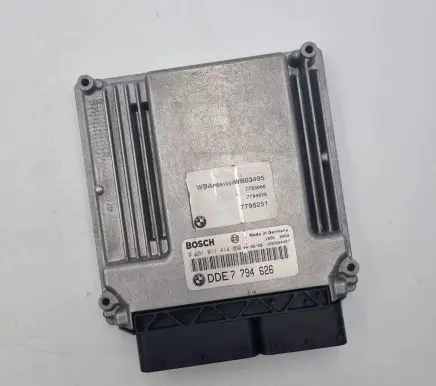BMW X3 E83 Engine control unit/module 7794626 13617794626 7795251