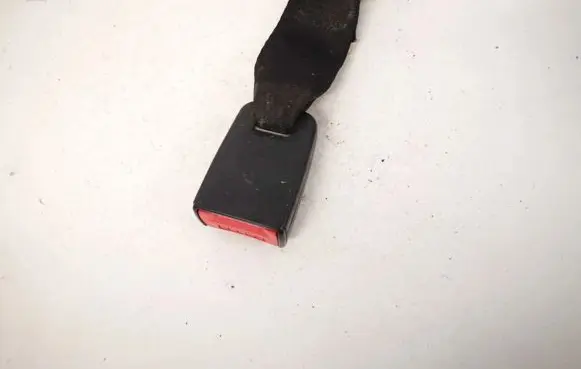 Renault 19 Rear seatbelt buckle