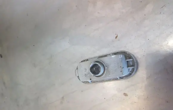 Volkswagen PASSAT B5 Front fender indicator light