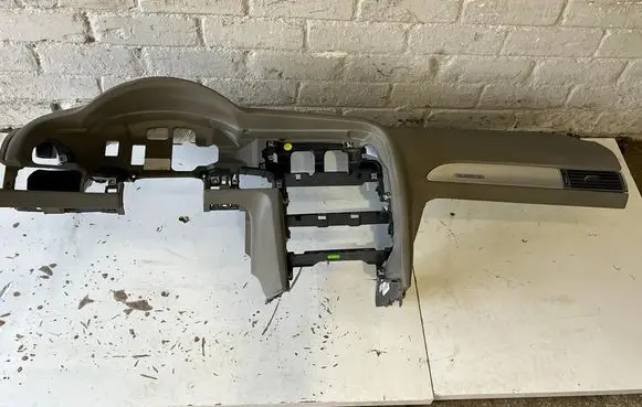 Audi A6 S6 C6 4F Dashboard