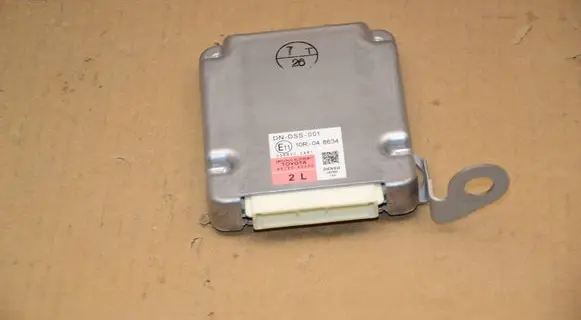 Toyota RAV 4 (XA40) Other control units/modules 8815042020 0368002481 11938