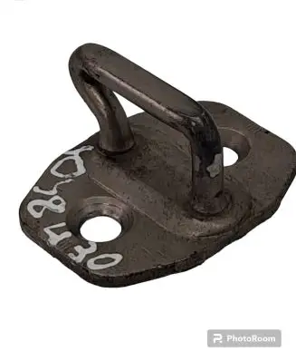 Mercedes-Benz Sprinter W906 Front door lock loop/hook striker 9067200004 A9067200004