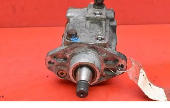 Toyota Avensis Verso Fuel injection high pressure pump 2210027010